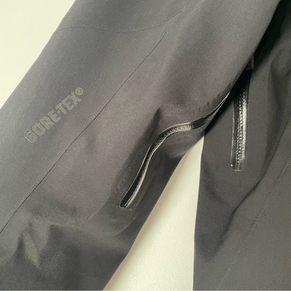 Arc’teryx - Picture 7 of 15